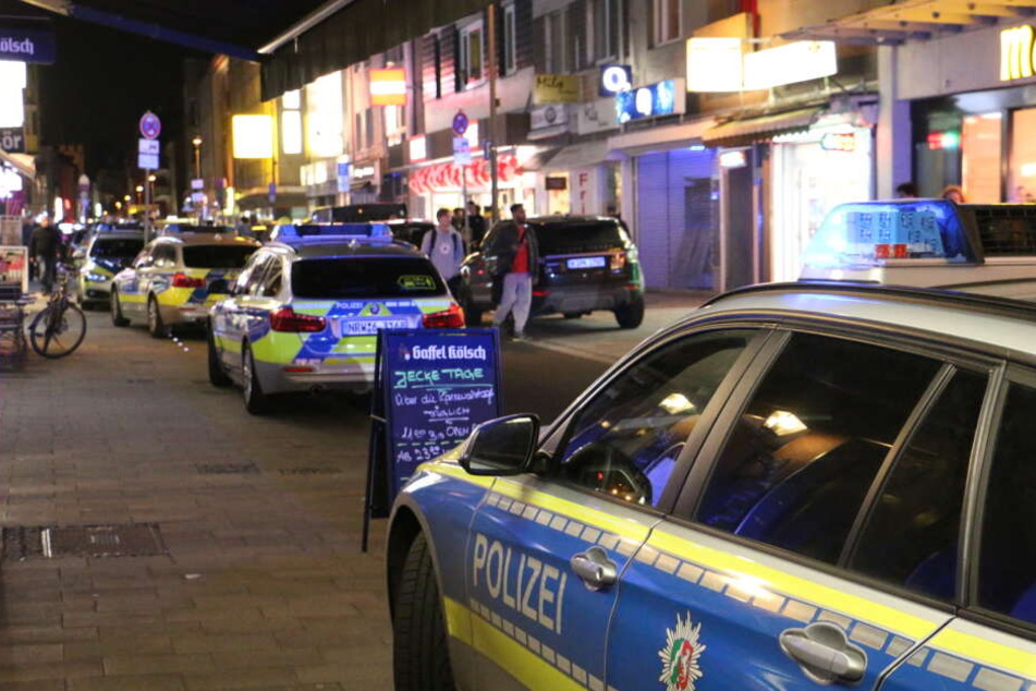 Die Polizei war mit mehreren Streifenwagen vor Ort.