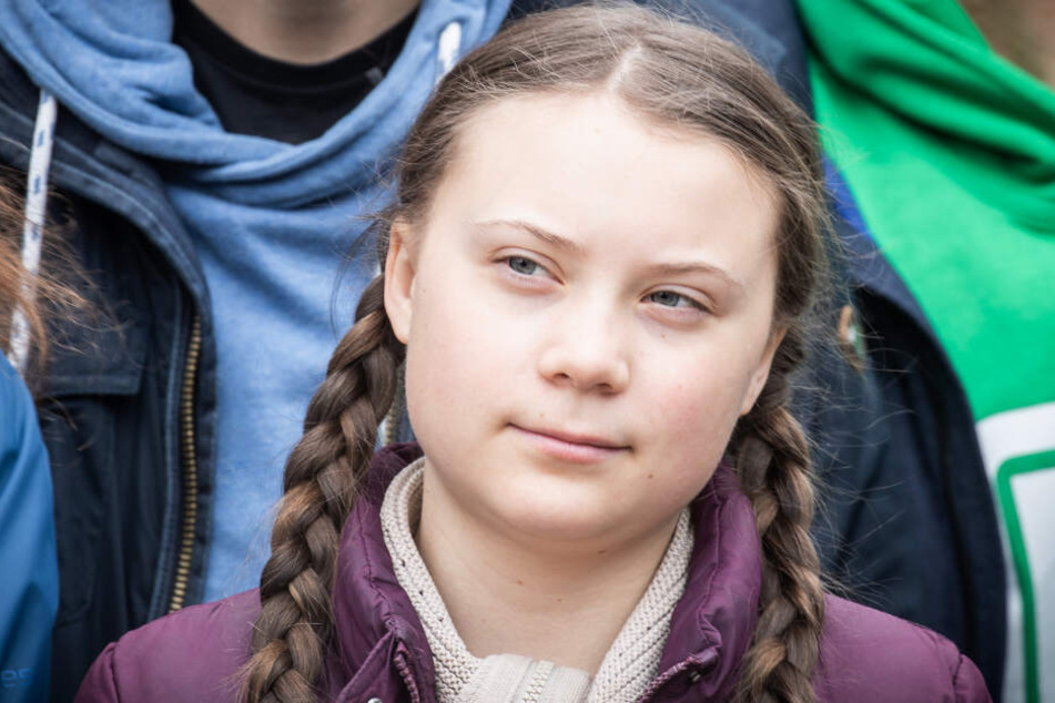 Die Umweltaktivistin Greta Thunberg nimmt zusammen mit Schülern an der Klimademonstration "Fridays for Future" teil. (Archivbild)