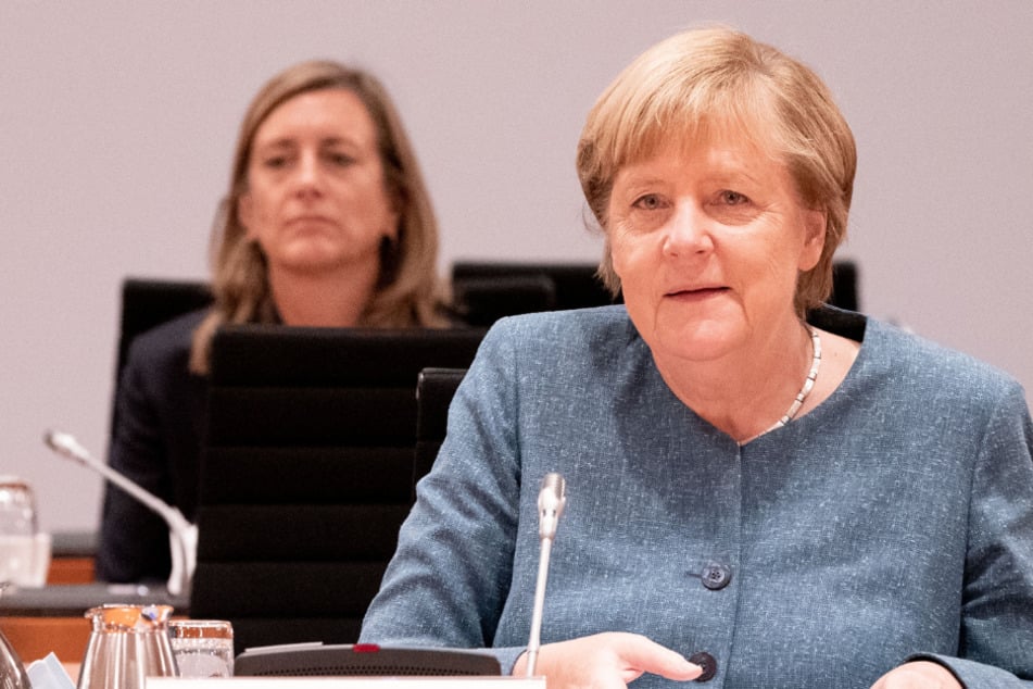 Bundeskanzlerin Angela Merkel (66, CDU).