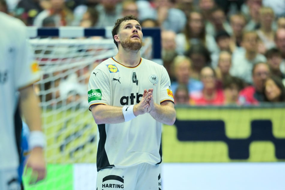 Kapitän Johannes Golla weiß: Bei allem anderen als einem Sieg mit mindestens drei Toren Vorsprung gegen Spanien droht das erste EM-Vorrundenaus der DHB-Geschichte.