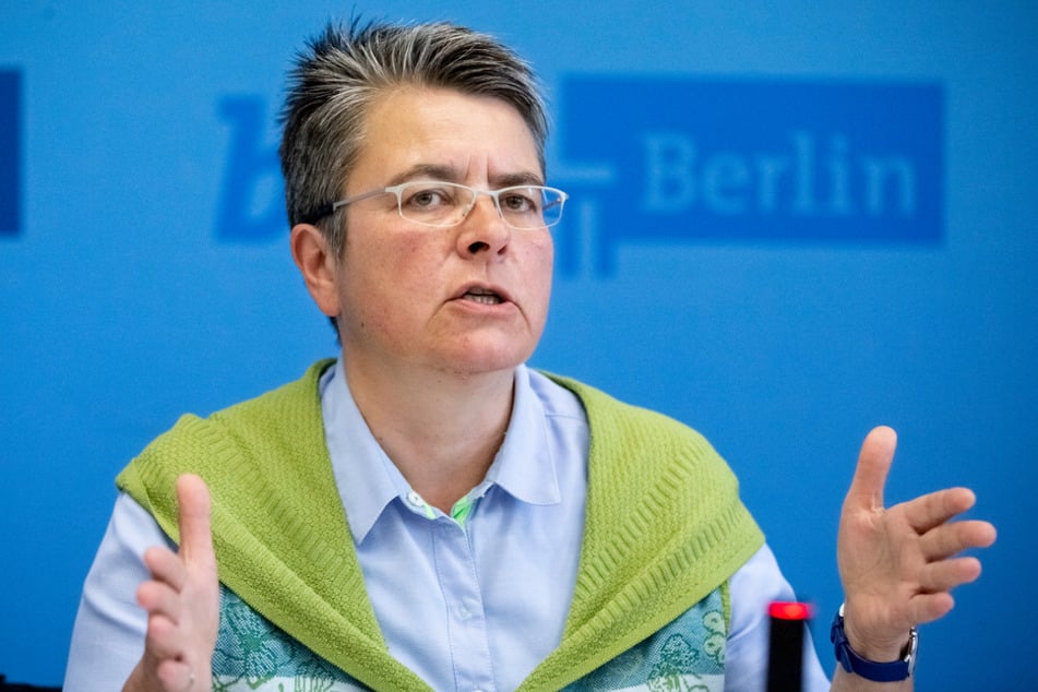 Monika Herrmann (56) grüne Bezirksbürgermeisterin von Friedrichshain-Kreuzberg, plädierte trotz steigender Corona-Fälle für mehr Gelassenheit.