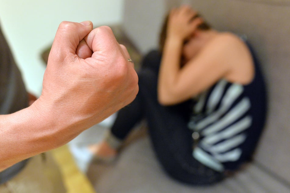 Gewalt gegen Frauen ist in vielen Partnerschaften traurige und gefährliche Realität. (Symbolbild)