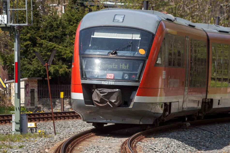 Der Übergriff passierte in einem Zug der Erzgebirgsbahn zwischen Aue und Johanngeorgenstadt.