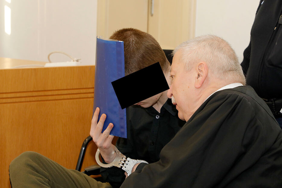 Pascal S. (20) wirkt wie ein schüchterner Milchbubi. Doch bei seiner Tat ging er äußerst brutal vor.
