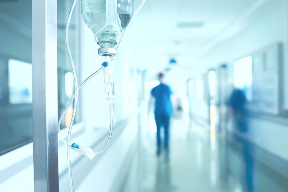 Diverse Krankenhausaufenthalte erschlich sich der 41-Jährige.