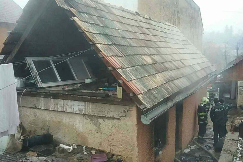 Das Einfamilienhaus brannte komplett aus.