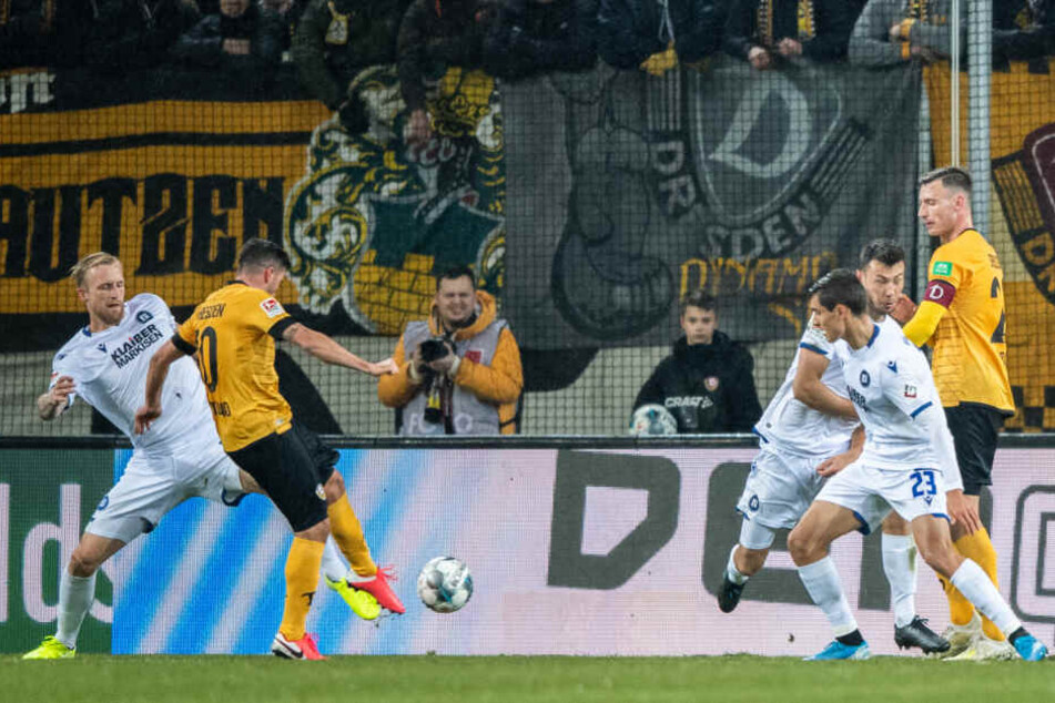 Marco Terrazzino schoss gegen den Karlsruher SC das goldene Tor. Als er gegen Bochum verletzt rausmusste, kam nicht etwa Godsway Donyoh für ihn.