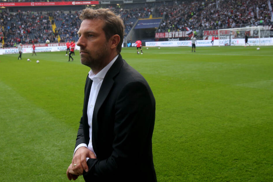 Setzte VfB-Star Mario Gomez auf die Bank: VfB-Coach Weinzierl.