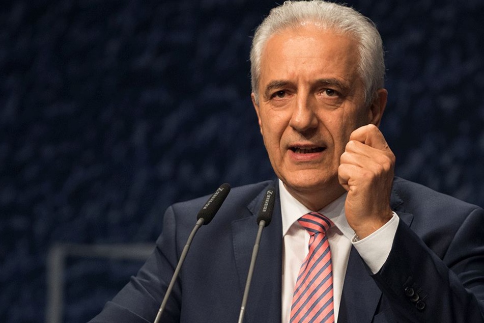 Ministerpräsident Stanislaw Tillich (58, CDU).