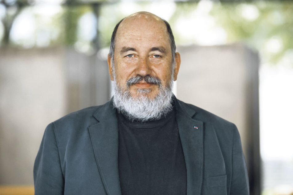 Thomas Hartung (57, AfD) tritt nach.