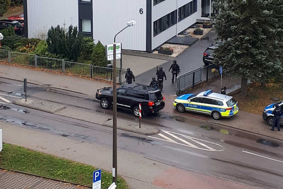 In einer Berufsschule in Brand-Erbisdorf ging am Montag eine Drohung ein. Die Polizei ist im Einsatz.