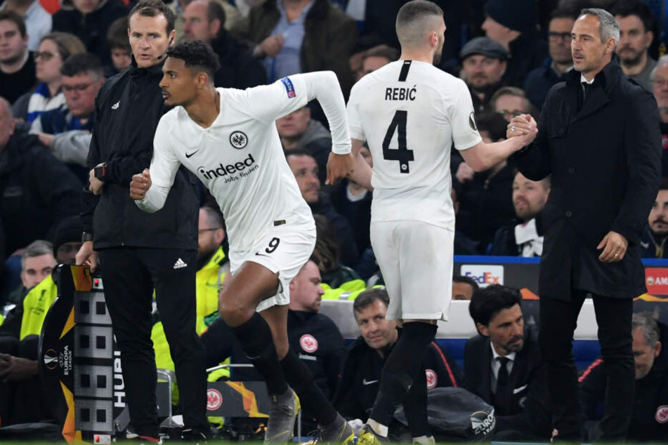 Wechsel kurz vor der Verlängerung: Rebic raus, Haller rein.
