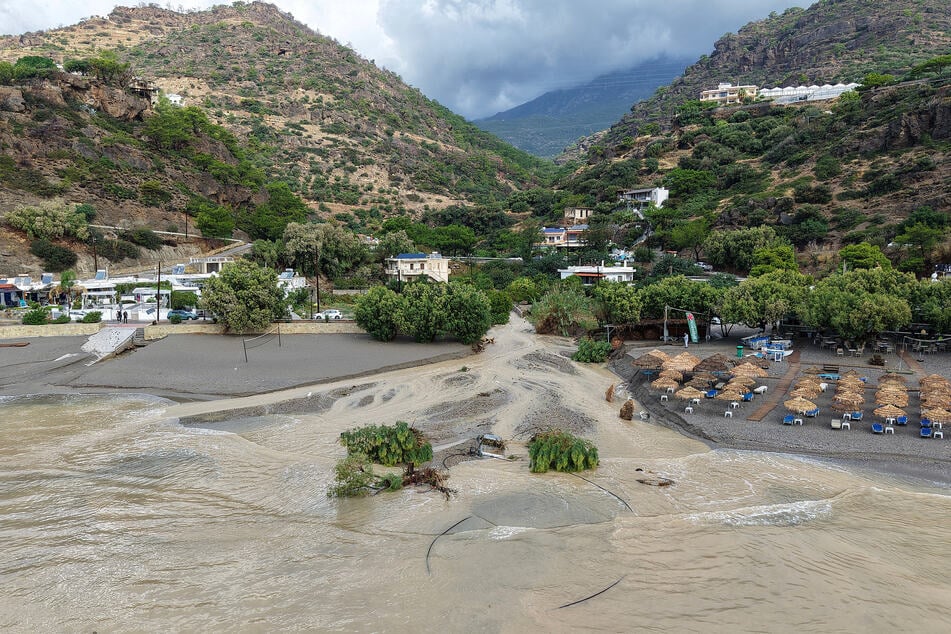 Stromausfälle, zerstörte Häuser und eine Tote: Unwetter auf Urlaubsinseln hinterlassen Spuren