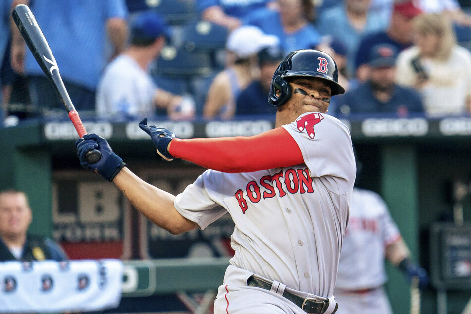 Red Sox third baseman Rafael Devers hit two homers in Boston's win over Washington on Sunday.
