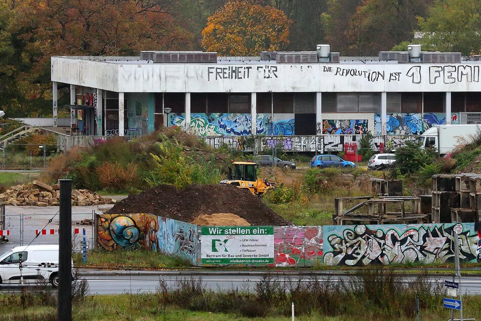 Dresden: Zu teuer! Ratsfraktion fordert Abriss der Robotron-Kantine