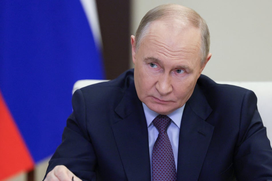Russian President Vladimir Putin has issued a host of sweeping demands on Ukraine as preconditions to a truce.