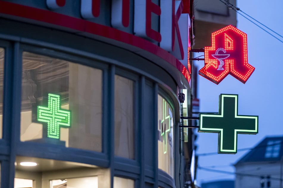 2. dzień świąt Bożego Narodzenia również otwarte są niektóre apteki na wypadek nagłych sytuacji. (zdjęcie symboliczne)