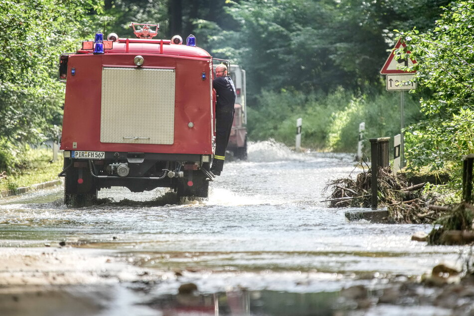 Die Feuerwehren sind mittlerweile weg aus den sächsischen Hochwasser-Gebieten, geblieben sind Schäden in Millionenhöhe.