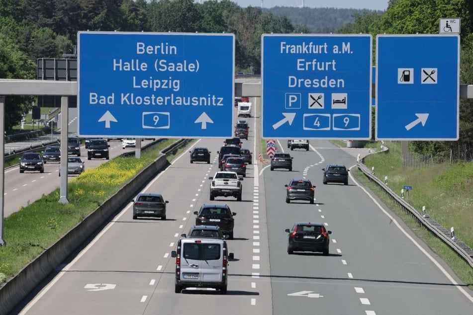 Für Zehntausende Autofahrer in Thüringen ändern sich laut einer neuen Statistik des Gesamtverbands der Deutschen Versicherungswirtschaft (GDV) die Regionalklassen in den Kfz-Versicherungen. (Archivfoto)