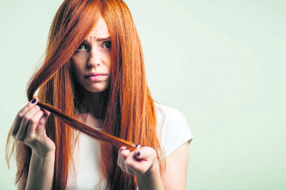 Wer keine Luft aus trockene Haare hat, sollte diese seltener waschen.