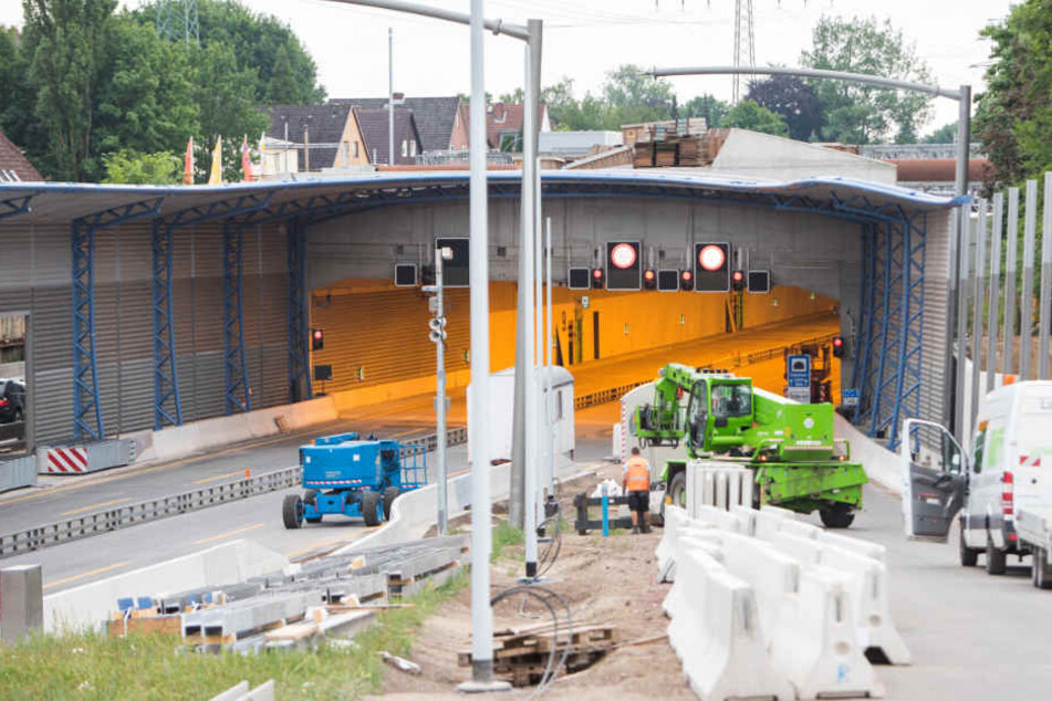 Blick auf die Zufahrt des neuen Tunnels.