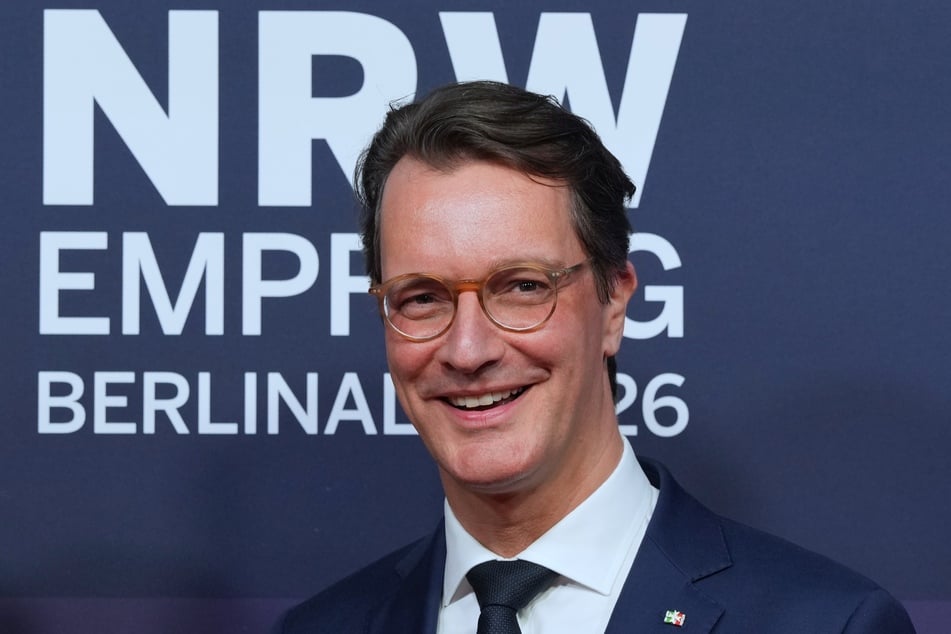 NRW-Ministerpräsident Hendrik Wüst (50, CDU) erhält harsche Kritik von der SPD.