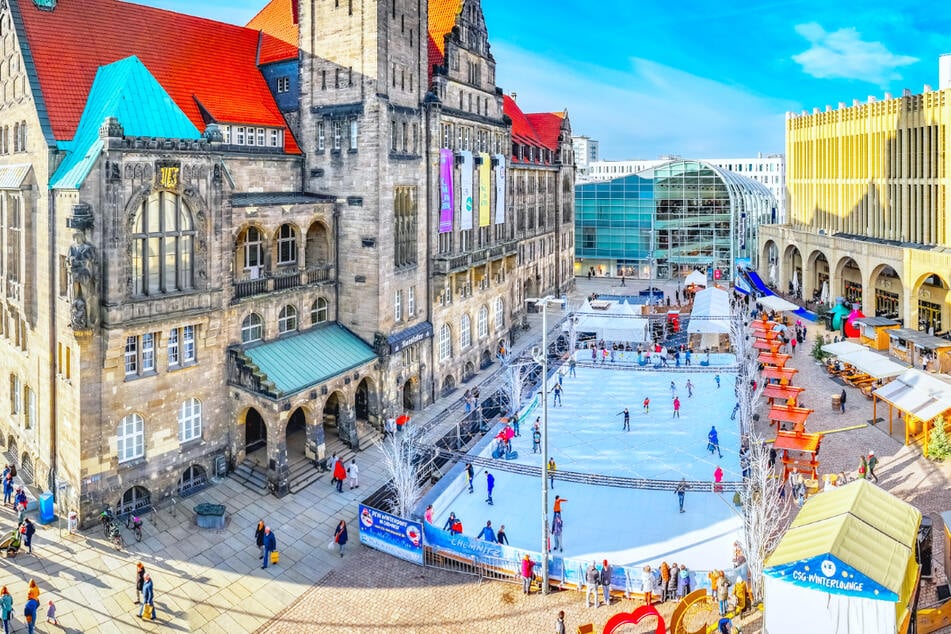 Um den Winter nochmal gebührend zu nutzen, eröffnet ab Freitag (6.2.) auf dem Neumarkt Chemnitz wieder die CSg-Winterlounge.