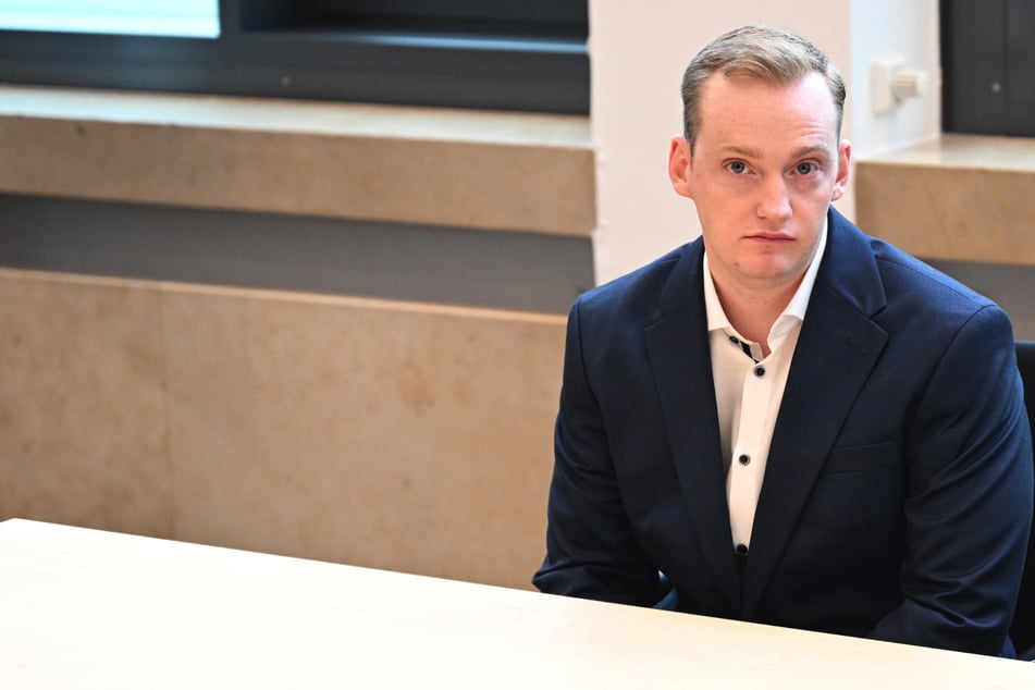Angeklagt ist erneut ein 23-jähriger Mann aus Aschau, der im ersten Prozess zu einer neunjährigen Haftstrafe verurteilt worden war.