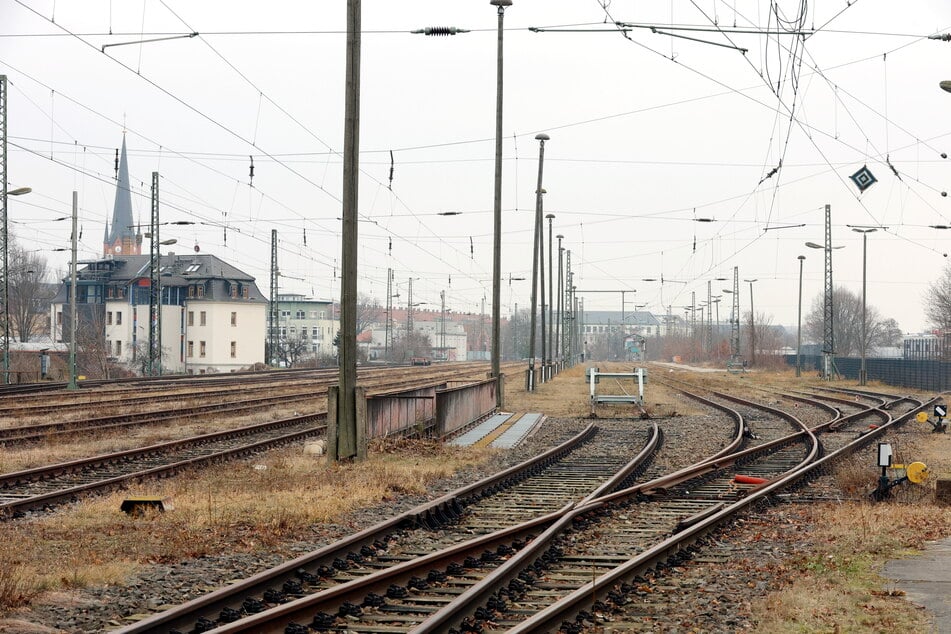 In wenigen Wochen sollen die Rückbauarbeiten für die Reaktivierung des Güterbahnhofs Dresden-Neustadt starten.