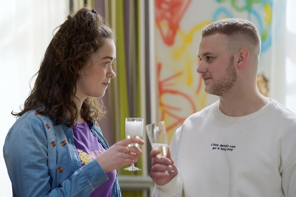 Merle und Jonas sind das neue Traumpaar bei "Gute Zeiten, schlechte Zeiten".