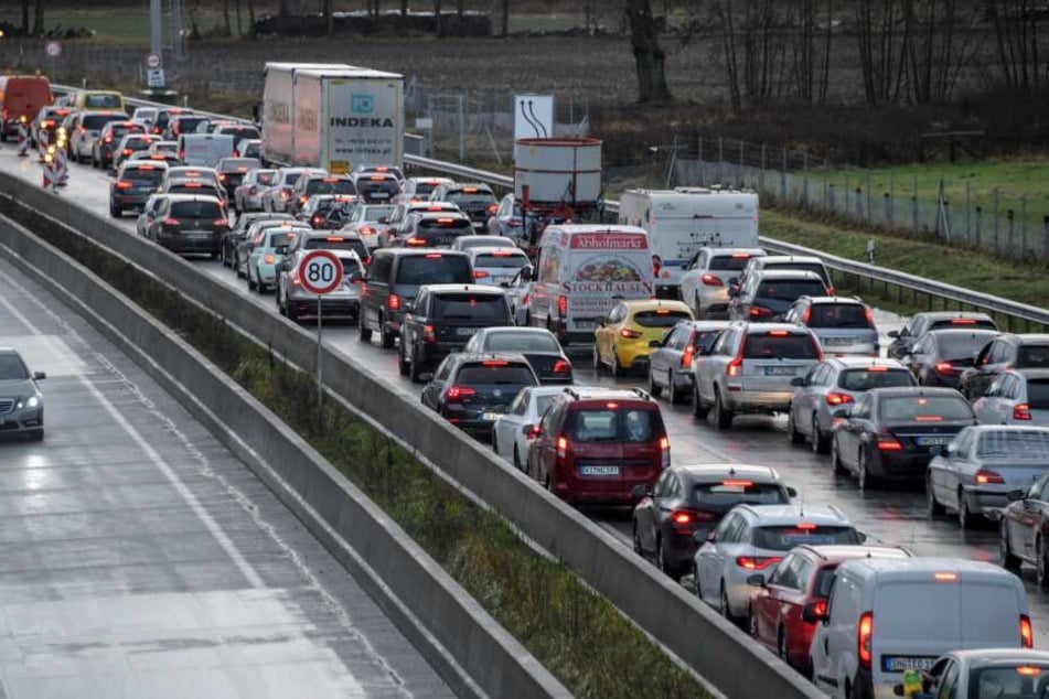 Ferienbeginn: ADAC warnt vor Stau-Chaos im Norden!