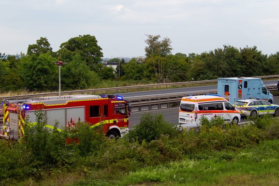 Auffälliges Fahrzeug auf Standstreifen der A60: Autofahrer schaut nach und ruft sofort Hilfe