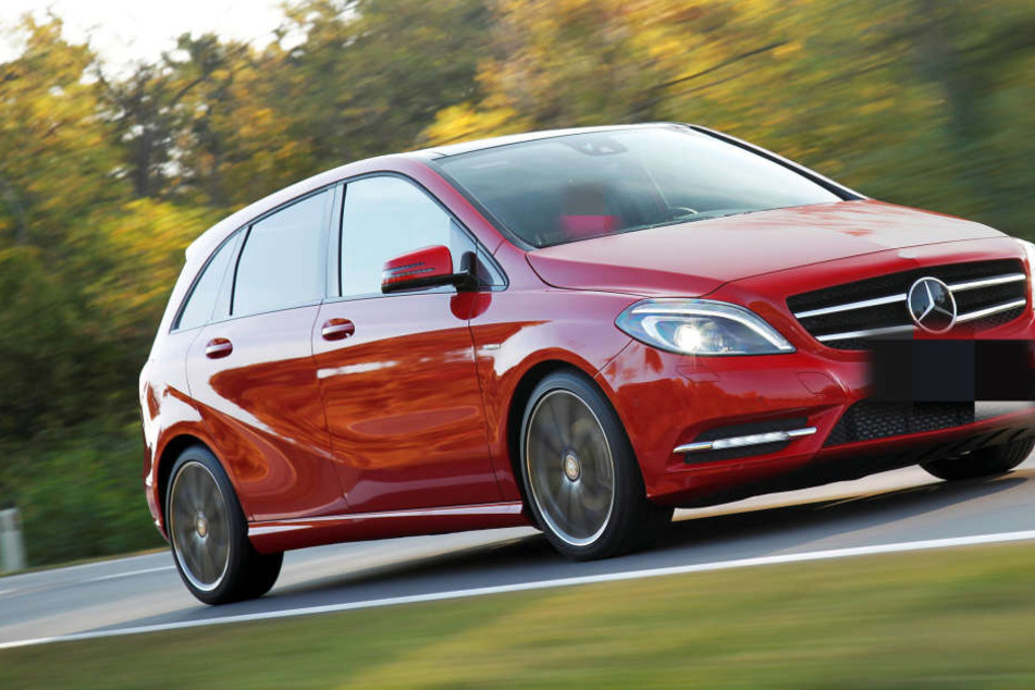 Bei dem gestohlenen Wagen handelte es sich um eine Mercedes B-Klasse (Symbolbild).