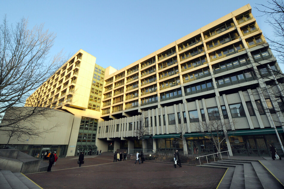 Das Gerichtsgebäude für das Amtsgericht, das Landgericht I und II in München.