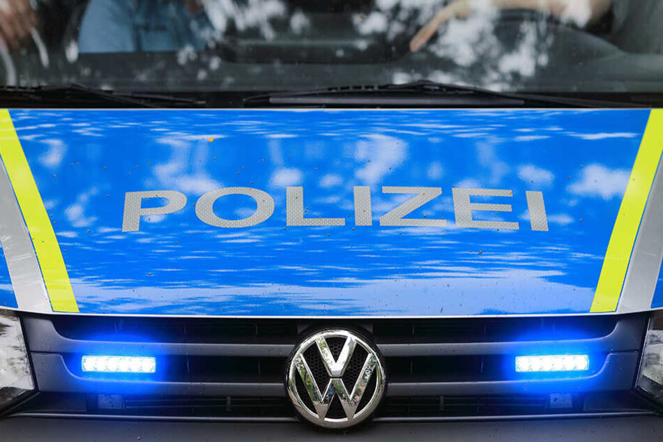 Die Polizei fahndet öffentlich nach dem Täter.