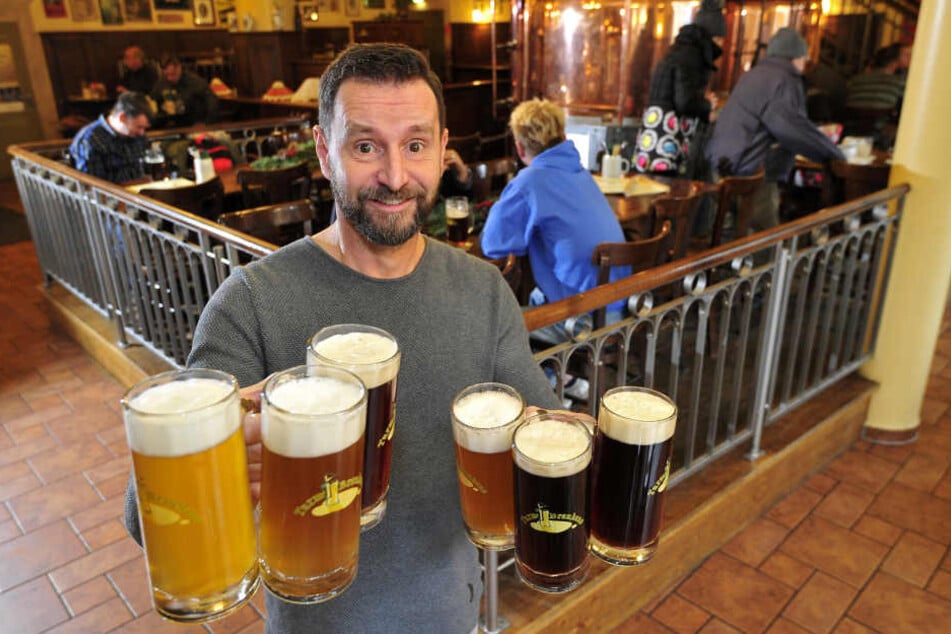 In André Donaths (54) Turm-Brauhaus in der Chemnitzer City wird im Dezember der meiste Umsatz gemacht.