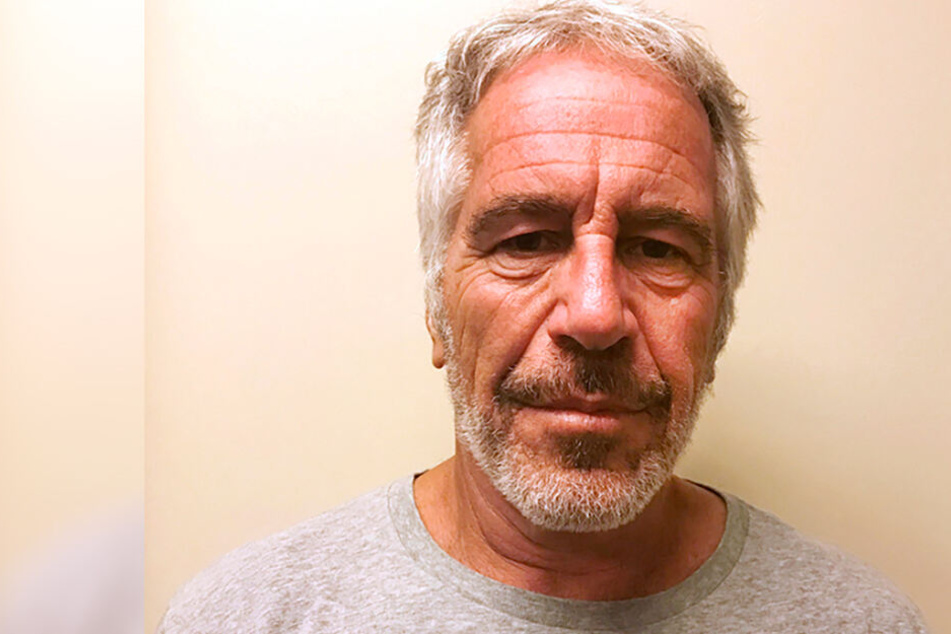 Jeffrey Epstein (66) kam in den Vereinigten Staaten ums Leben, während er in Haft saß.