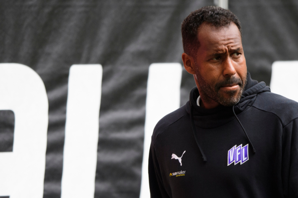Der neue HSV-Trainer Daniel Thioune (45) plant den Kader für die kommende Saison. (Archivbild)