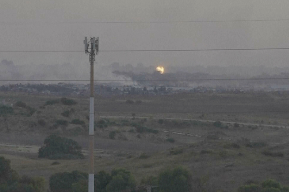Aus dem Gazastreifen steigt Rauch auf. Vor allem der Süden wird immer wieder von Israel attackiert.
