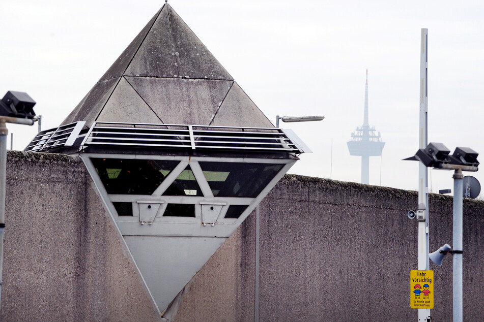 In der JVA Köln gab es bereits einen Corona-Verdachtsfall (Archivbild).