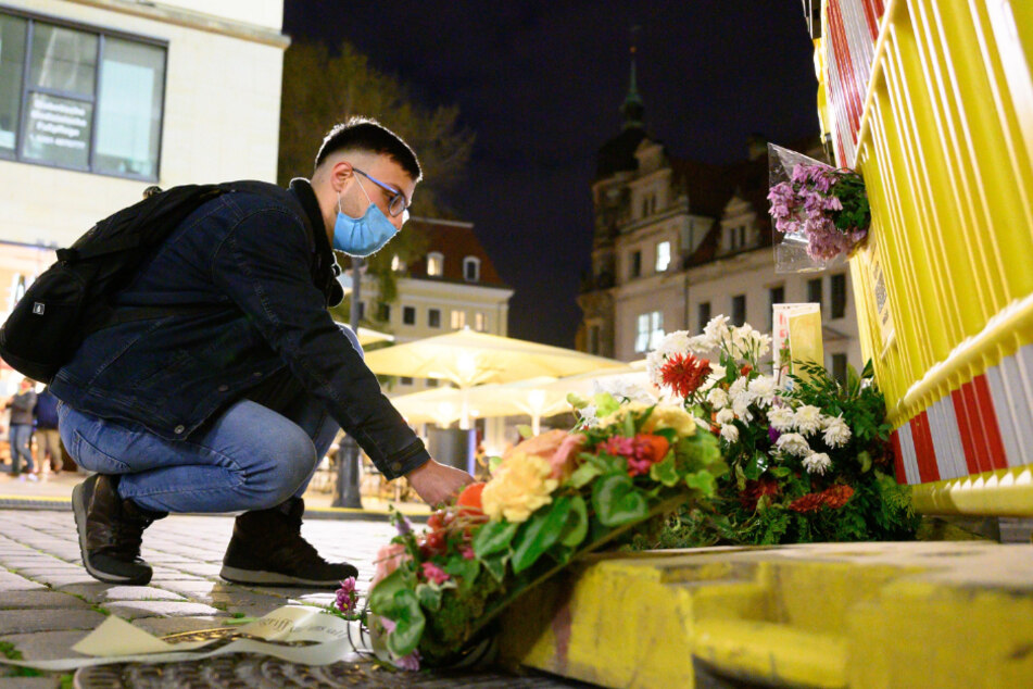 Mitglieder des Ausländer- und Integrationsbeirats gedachten am Donnerstagabend des ermordeten Thomas L. (†55).