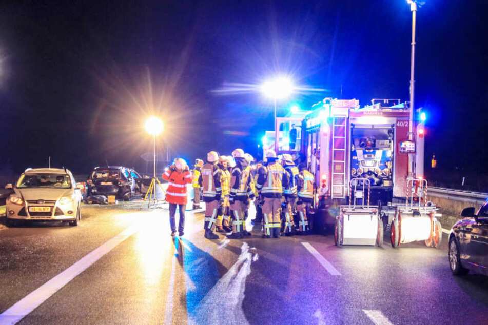Zahlreiche Rettungskräfte waren im Einsatz.