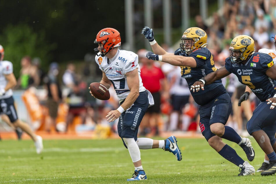 Der Schlüssel zum Finaleinzug: Die Monarchs-Defense muss Ravensburg-Quarterback Broghean McGovern (l.) einfangen.