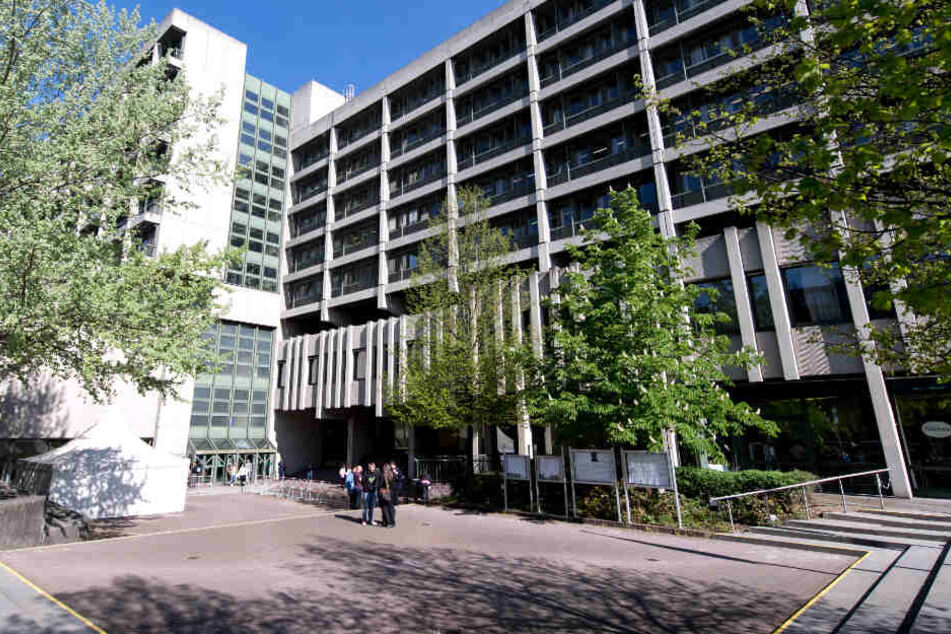 Fünf Männer müssen sich vor dem Landgericht München I verantworten.