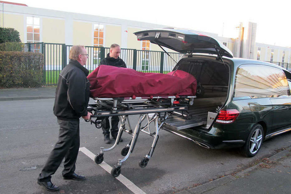 Die 46-Jährige wurde so massiv geschlagen, dass sie innerlich verblutete.