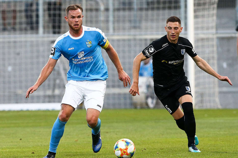 Tobias Müller klagt über Schmerzen und kann in München nicht spielen.