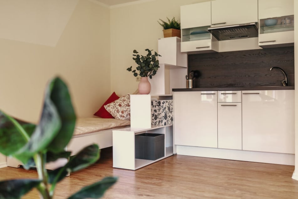 Viele Appartements sind bereits mit Möbeln und einer Küche ausgestattet.