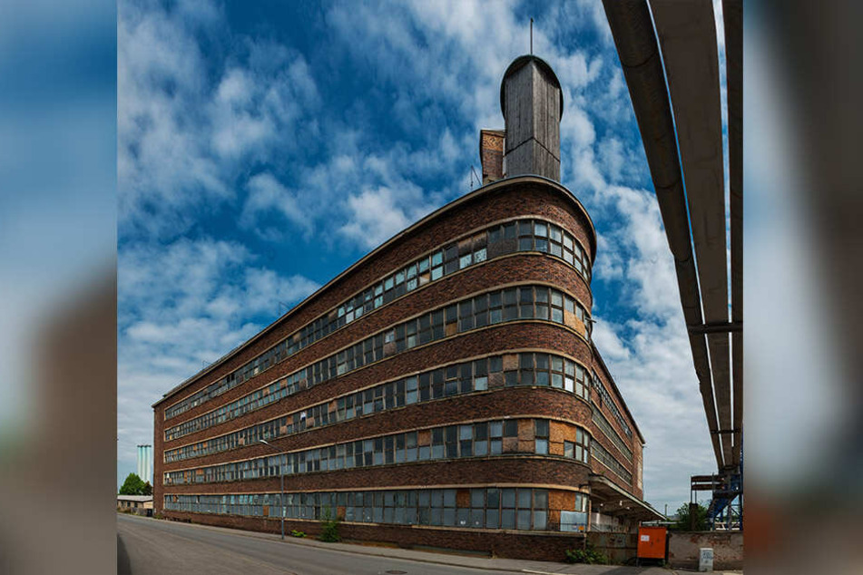 Der ehemalige Fleischverarbeitungsbetrieb gilt als architektonische Verbindung zwischen Schönheit und Nützlichkeit. Er kann bei Führungen besichtigt werden.