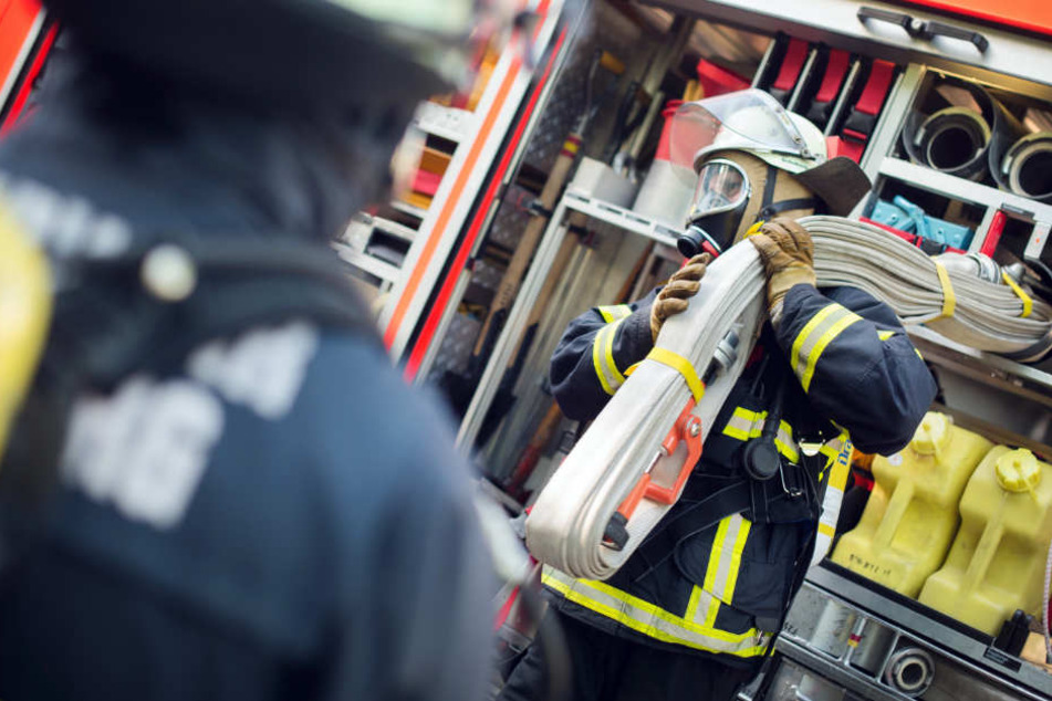 In Bayern verdienen Feuerwehrleute am besten. (Symbolbild)