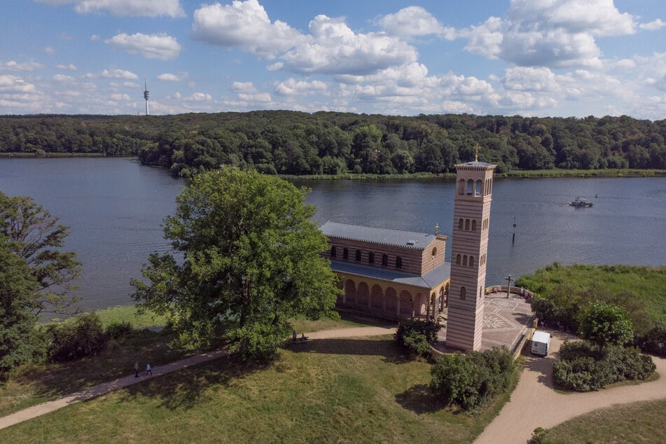 Die Heilandskirche Sacrow ist einer der Schauplätze des RTL-Krimis.